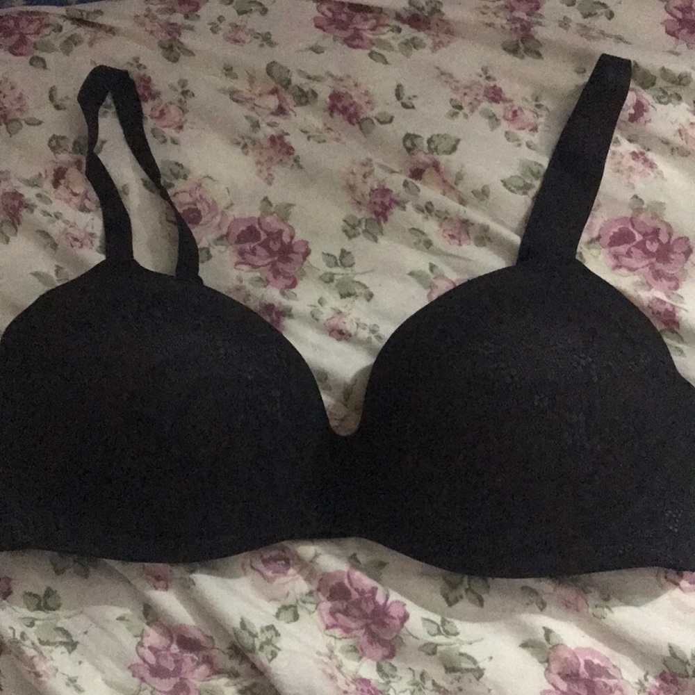 Uniqlo | Wireless Bra Beauty Light Lace Floral